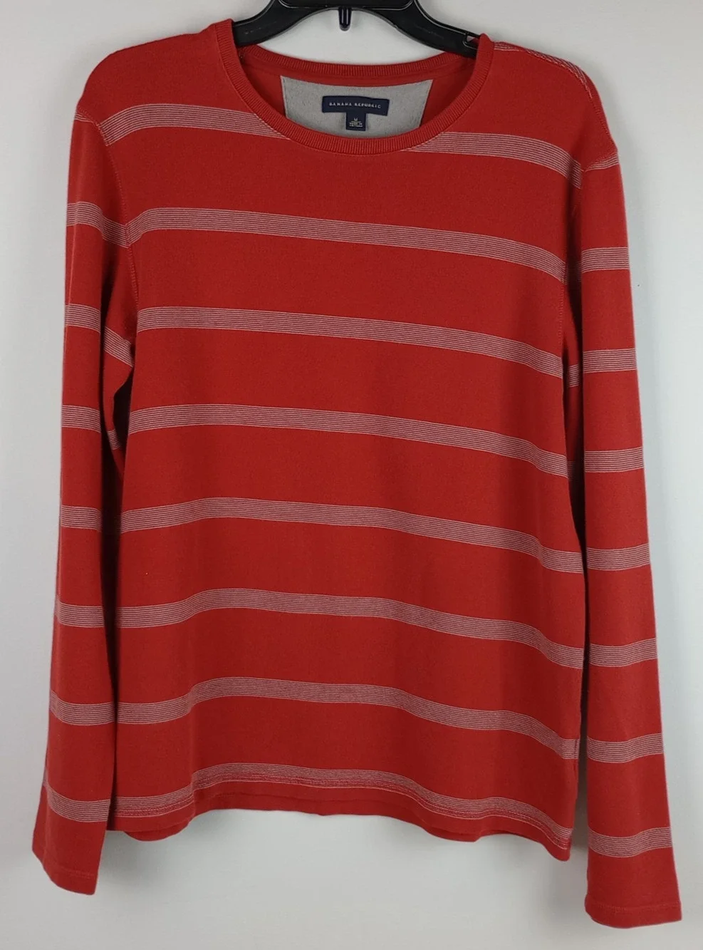 Banana Republic Mens M Red Gray Striped Round Neck Long Sleeve Knit Sweater